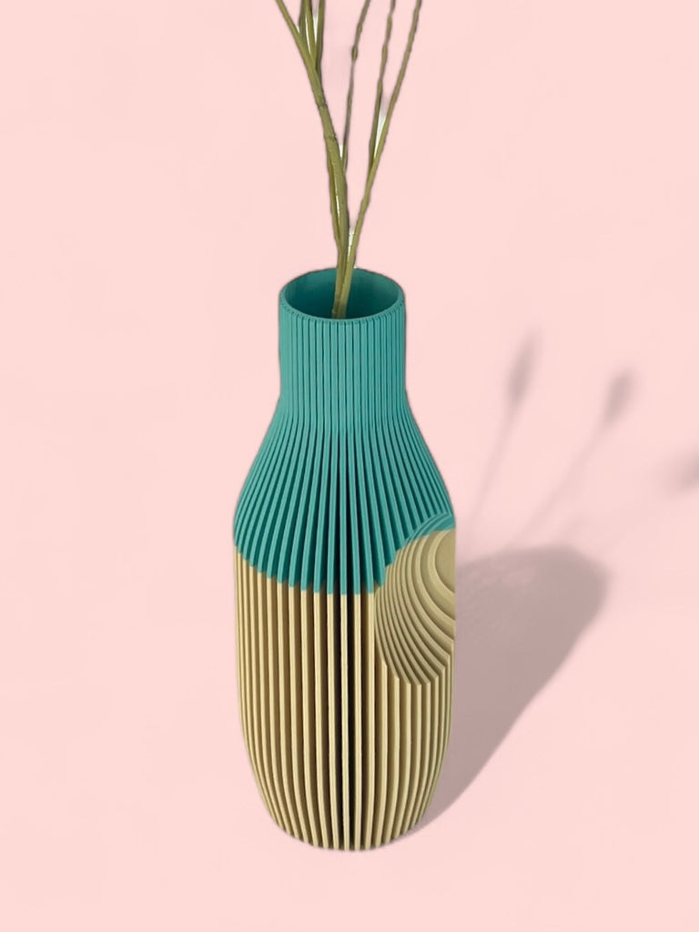 The Crater Bottle Vase - ModProj