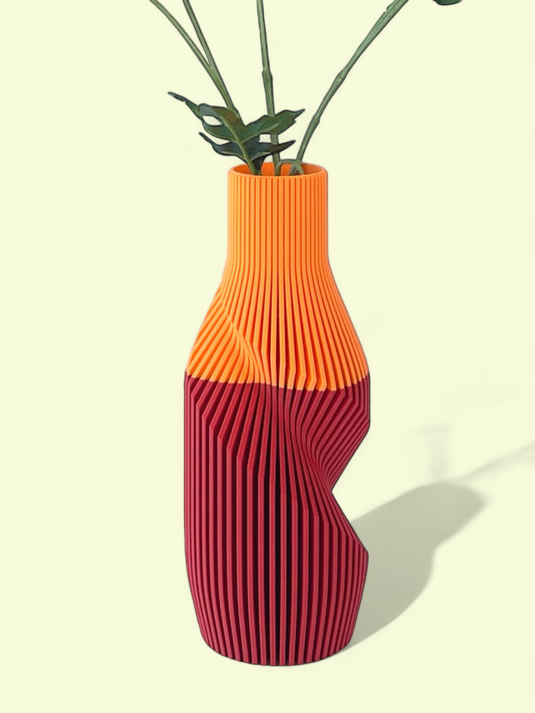 The Twisted Bottle Vase - ModProj