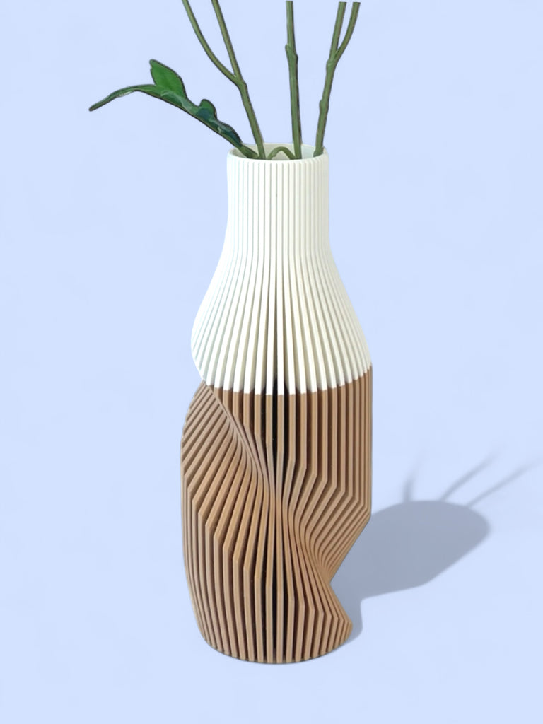 The Twisted Bottle Vase - ModProj